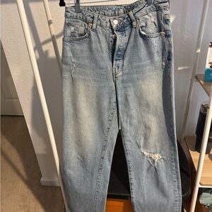 H&M Light Blue Boyfriend Jeans